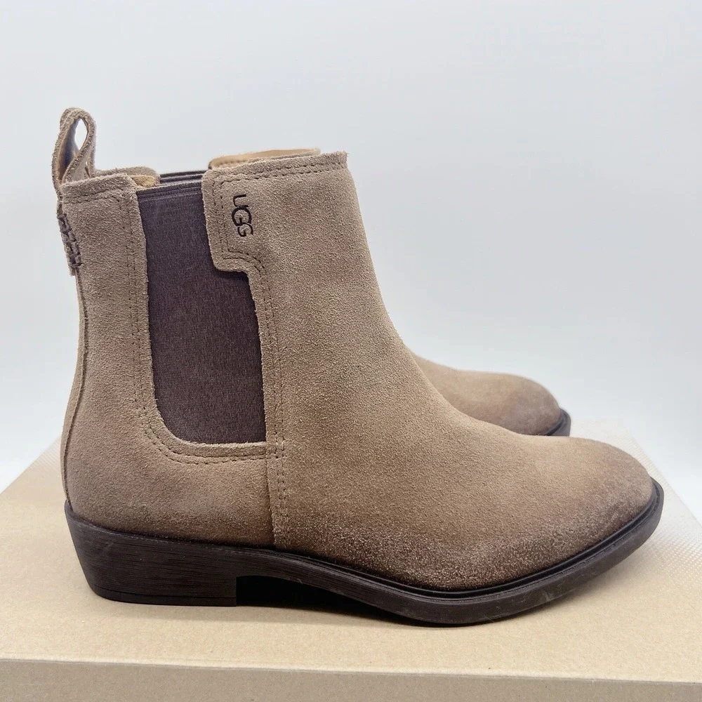 UGG  Emmeth Women's Ankle Chelsea Boots Tan Brown Suede Pull On US 6.5